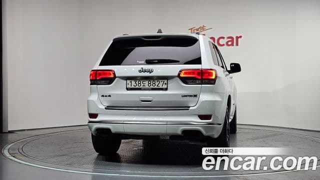 Jeep Grand Cherokee 2020 — Фото 3/20