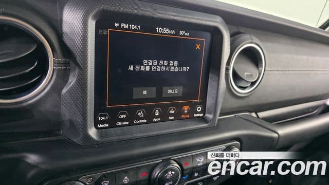 Jeep Wrangler 2019 — ფოტო 10/34