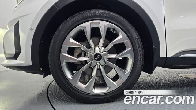Kia Sorento 2020 — ფოტო 4/20