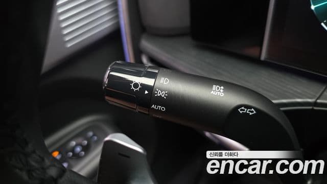 Hyundai Santa Fe 2023 — Şəkil 19/20