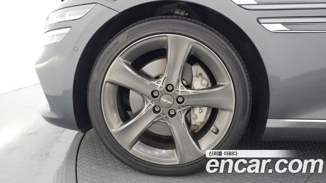 Genesis Electrified G80 2021 — фото 5 из 20