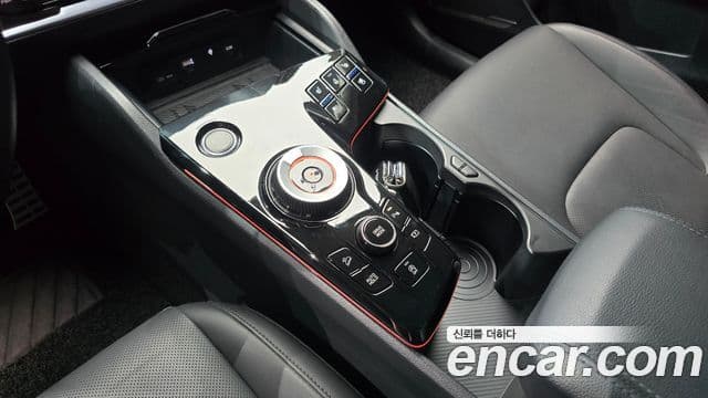 Kia Sportage 2024 — ფოტო 9/20