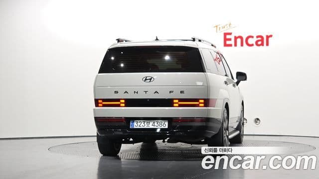Hyundai Santa Fe 2024 — ფოტო 4/20