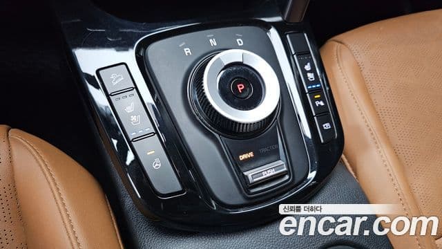Kia Seltos 2023 — Şəkil 9/20