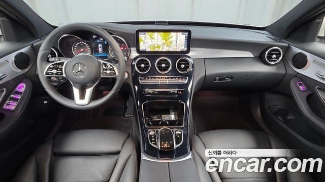 Mercedes-Benz C-Class 2020 — ფოტო 7/20