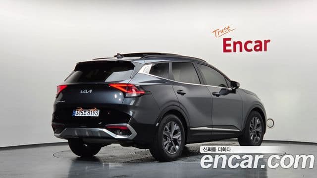 Kia Sportage 2021 — ფოტო 2/20
