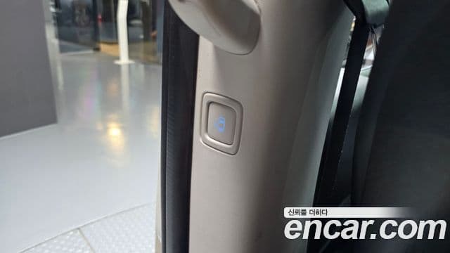 Hyundai Staria 2023 — Photo 24/31