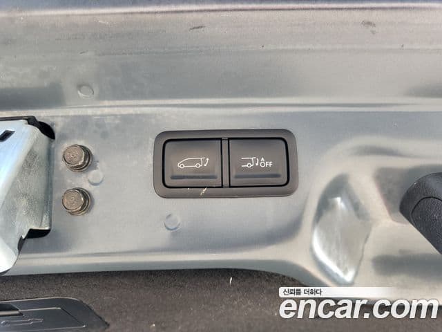 Hyundai Staria 2023 — фото 4 из 19