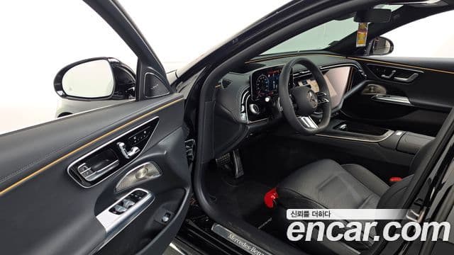 Mercedes-Benz E-Class 2025 — Фото 10/20