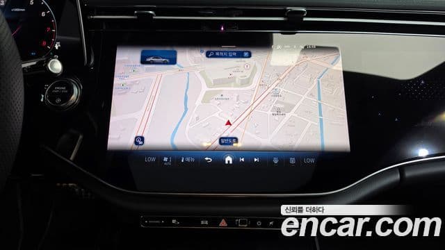 Mercedes-Benz E-Class 2025 — Фото 13/20