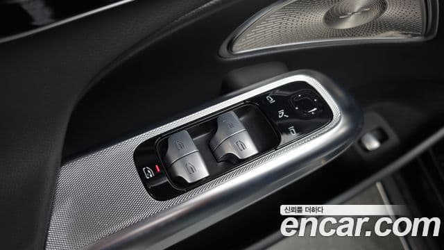 Mercedes-Benz E-Class 2025 — Şəkil 12/37