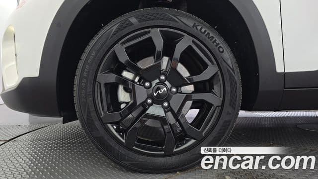 Kia Seltos 2024 — ფოტო 5/20