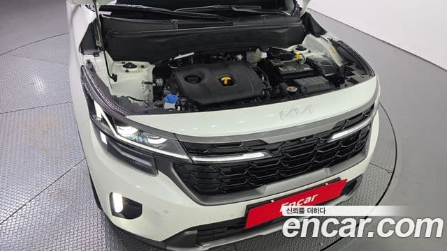 Kia Seltos 2024 — ფოტო 6/20