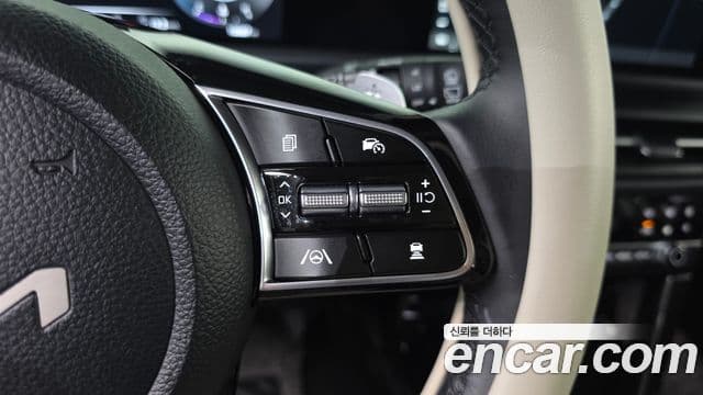 Kia Seltos 2024 — Şəkil 29/34