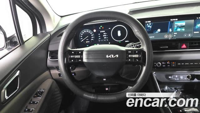 Kia Carnival 2025 — ფოტო 13/20