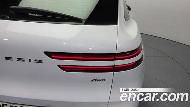 Genesis GV70 2021 — Şəkil 35/38