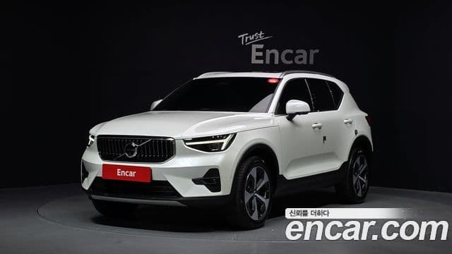 Volvo XC40 2024 — Фото 20/20