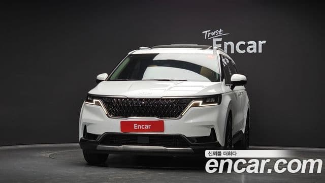Kia Carnival 2022 — ფოტო 3/20