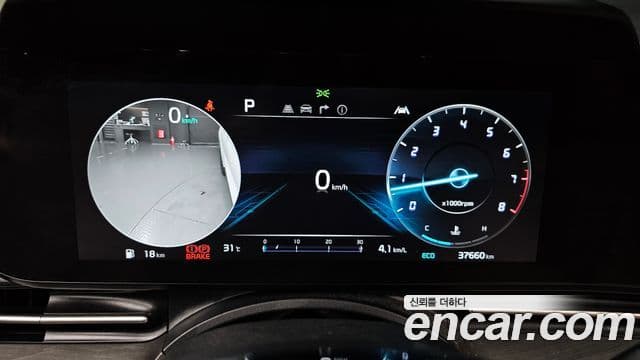 Kia Carnival 2022 — ფოტო 8/20