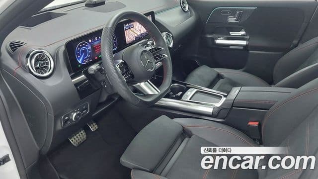 Mercedes-Benz EQA 2025 — ფოტო 10/18