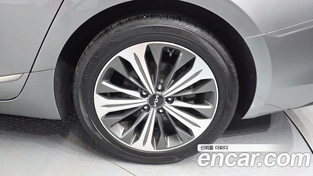 Kia K8 2022 — Şəkil 6/30