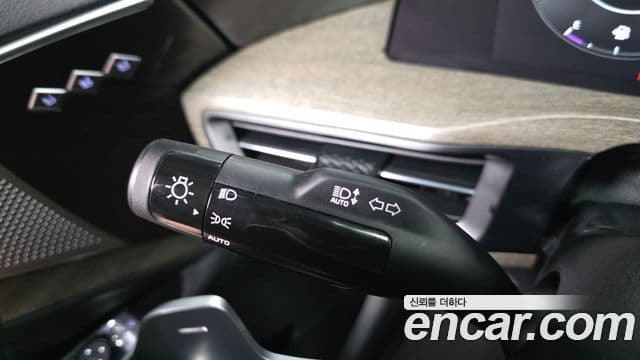 Kia K8 2022 — Şəkil 20/30