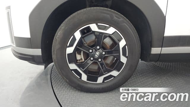 Hyundai Santa Fe 2023 — Şəkil 5/20