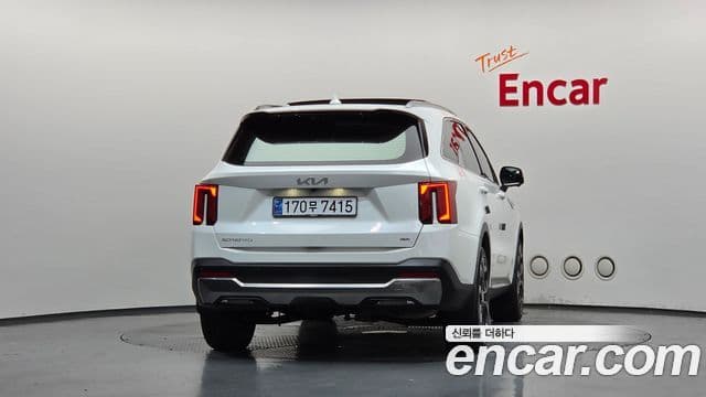 Kia Sorento 2023 — Şəkil 4/20