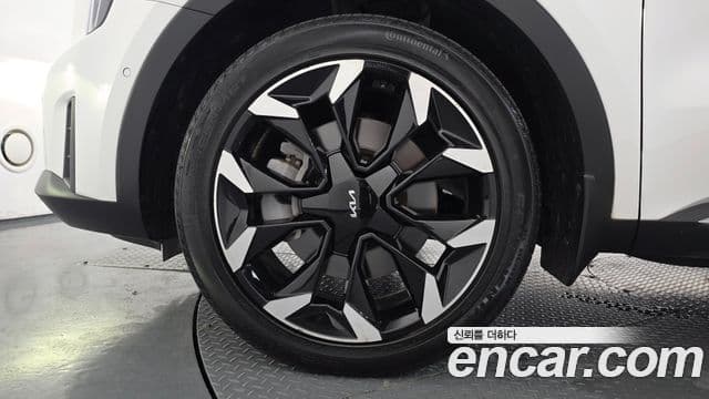Kia Sorento 2023 — Şəkil 5/20