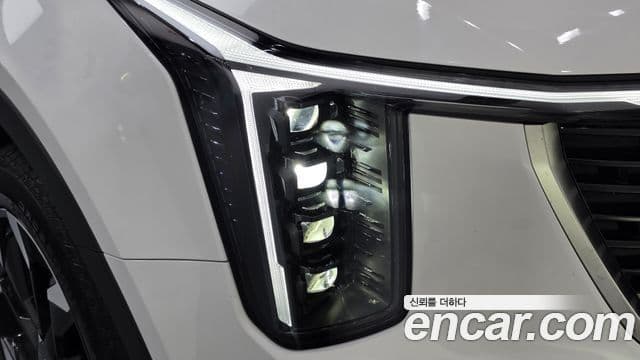 Kia Sorento 2023 — ფოტო 6/34