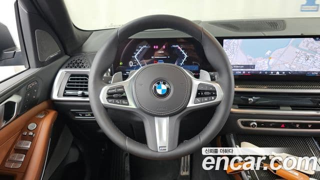 BMW X7 2024 — Şəkil 33/44