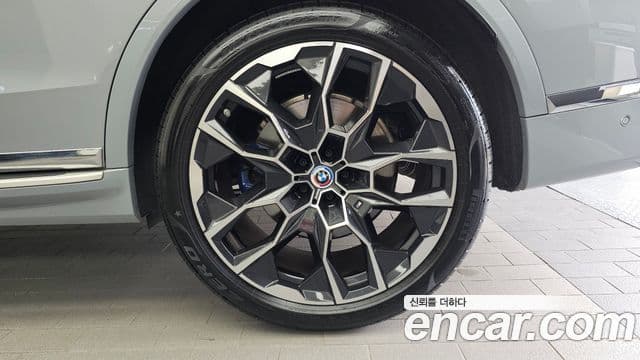 BMW X7 2024 — Şəkil 27/44