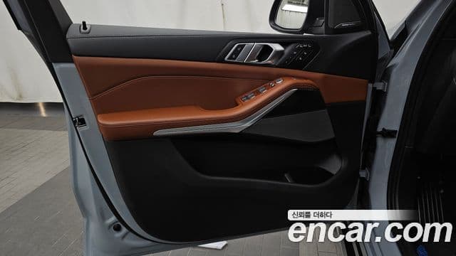 BMW X7 2024 — Şəkil 10/44