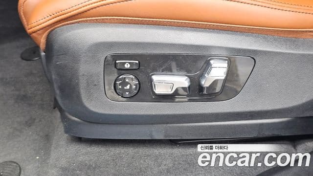 BMW X7 2024 — Şəkil 30/44