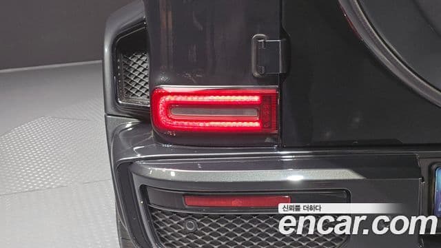 Mercedes-Benz G-Class 2023 — Şəkil 6/36