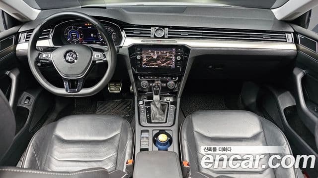 Volkswagen Arteon 2019 — ფოტო 7/20