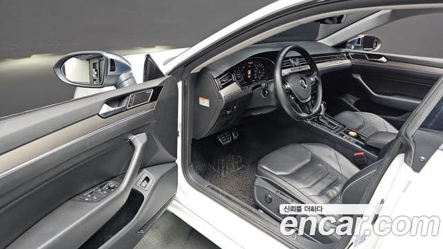 Volkswagen Arteon 2019 — ფოტო 12/20