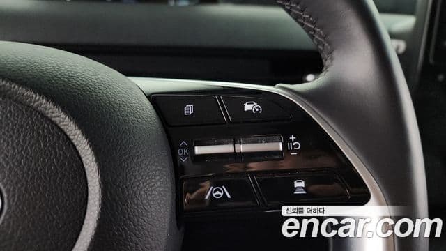 Hyundai Staria 2023 — ფოტო 16/20
