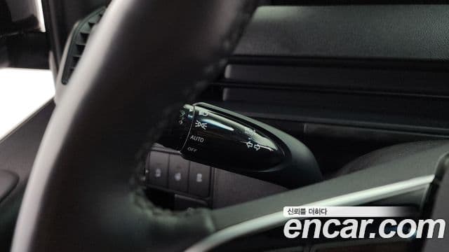Hyundai Staria 2023 — Photo 10/32