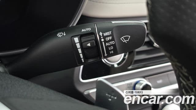 Genesis G70 2022 — ფოტო 20/20