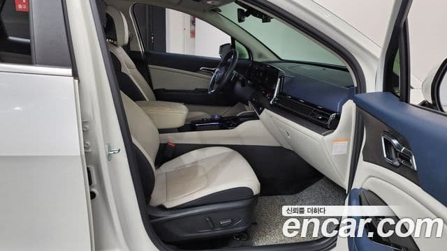 Kia Sportage 2023 — Фото 11/20