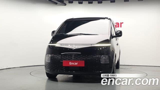 Hyundai Staria 2022 — Фото 3/20