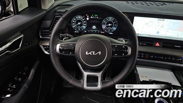 Kia Sportage 2024 — Фото 13/20