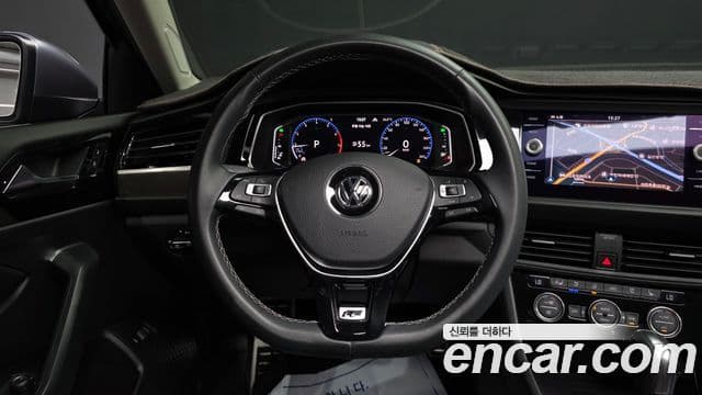 Volkswagen Jetta 2021 — Şəkil 14/20