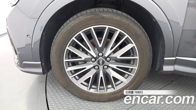 Audi Q3 2022 — фото 5 из 20