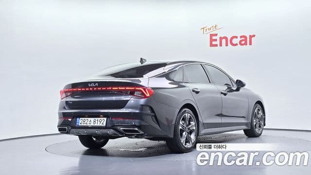 Kia K5 2022 — ფოტო 2/20