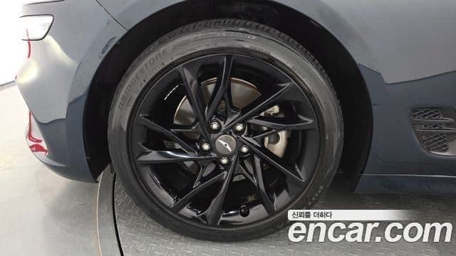 Genesis G70 2021 — фото 5 из 20