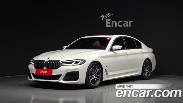 BMW 5 Series 2023 — Şəkil 1/20