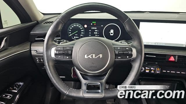 Kia K5 2024 — Şəkil 13/20