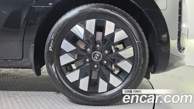 Hyundai Staria 2024 — Şəkil 4/20